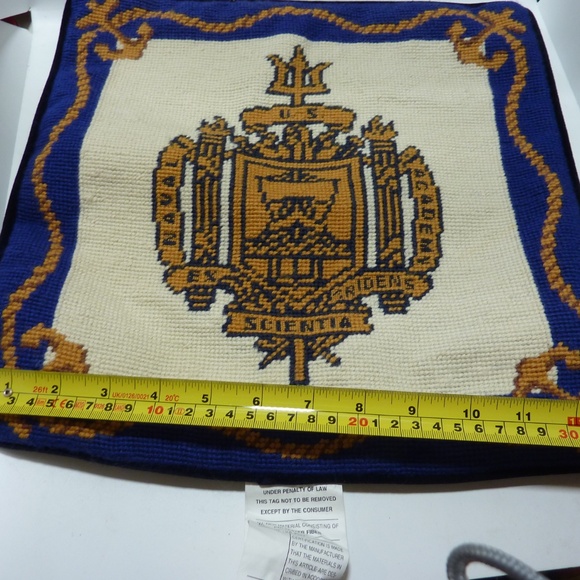 VINTAGE US NAVAL ACADEMY Pillow Cover 13x13 100% Wool Zip Closure - Picture 4 of 7